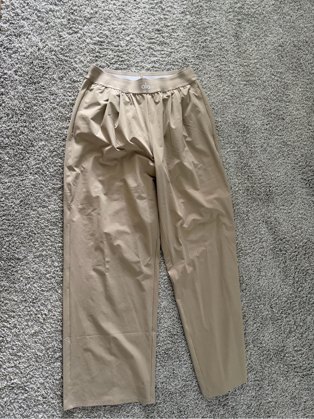 Alo women’s Tan Wide-Leg Pants